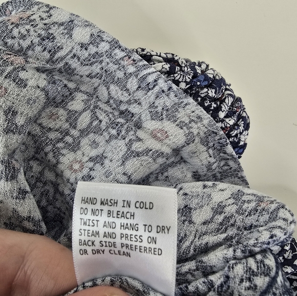 NWT Ava Christine Front Slit Smocked Floral Print Maxi Skirt Button Front S Boho - Picture 14 of 14